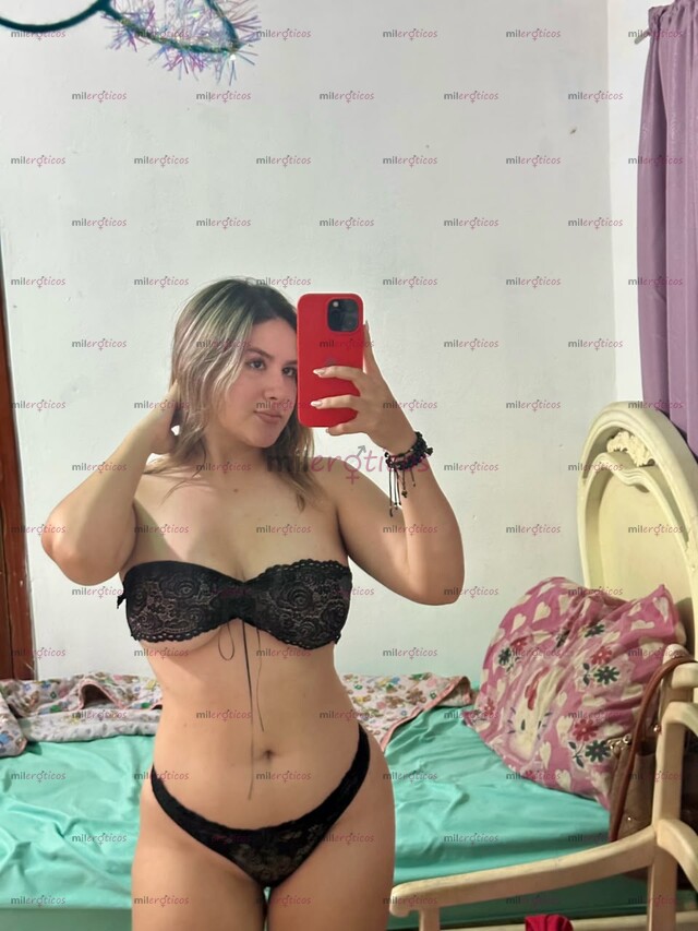 FOTOS DE JOVEN CALIENTE Y SÚPER COMPLACIENTE: UNA FIERA EN LA CAMA
