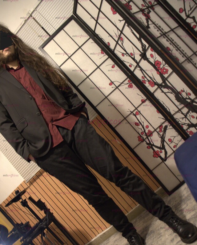 FOTOS DE HOMBRE CON CLASE QUE TE VA A HACER VALER TU TIEMPO.