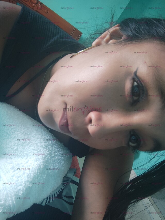FOTOS DE HOLA MIS AMORES BUEN ME ENCANTA COMPLACERTE ALA CAMA Y ME ENCANTA TOMAR LECHE.