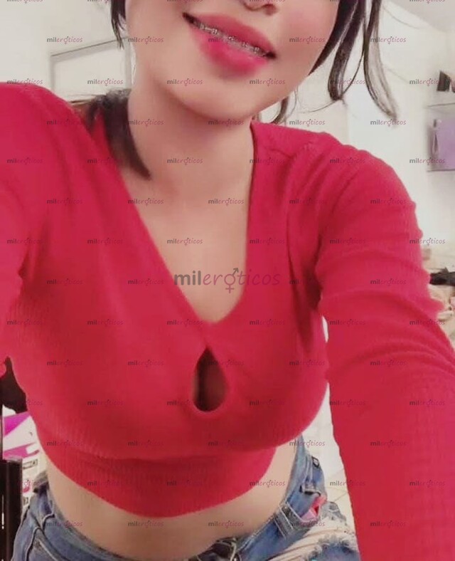 FOTOS DE MELY 21 AÑOS BONITA Y MUY COMPLACIENTE PARA QUE DISFRUTES DE MI...