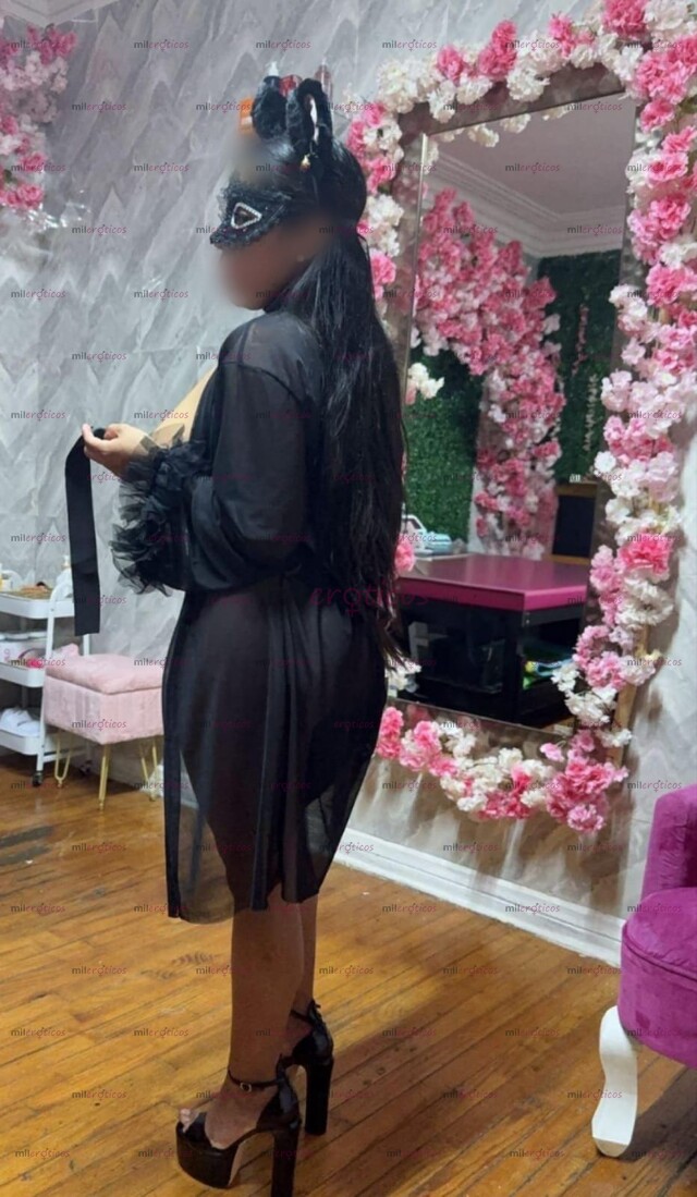 FOTOS DE MÍA,CHICHONA NATURAL,YO SI TE EXPRIMO TODITO BB,BESO BIEN RICO PRUEBAME