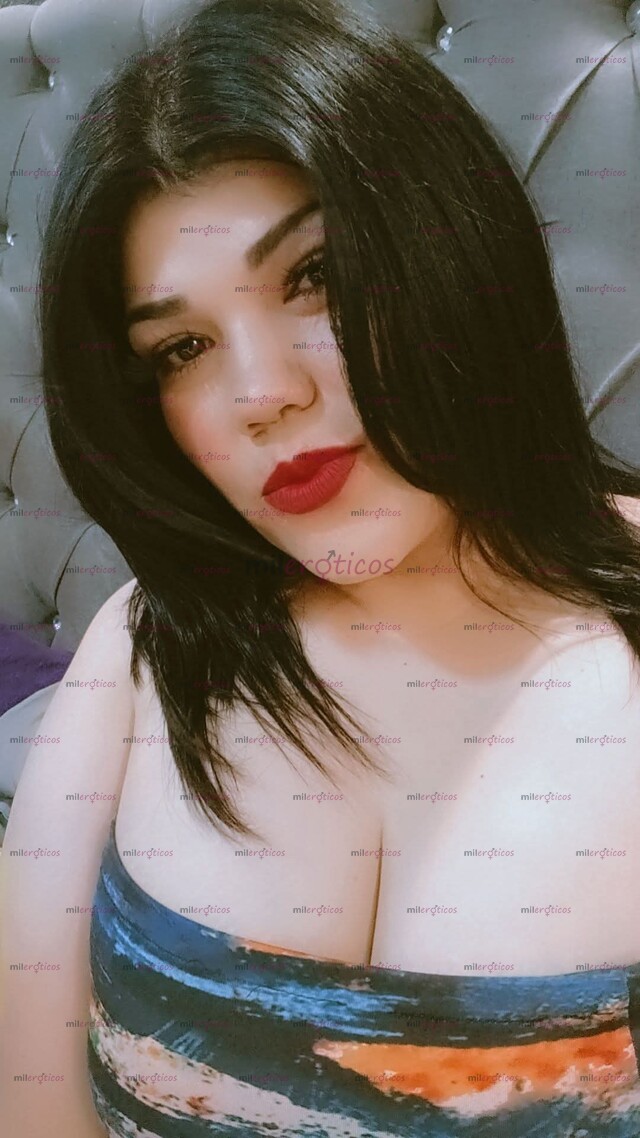 FOTOS DE BONITA PELI NEGRA AGRADABLE SÚPER HOT EN ESPERA DE TU LLAMADA PARA HACERTE FELIZ
