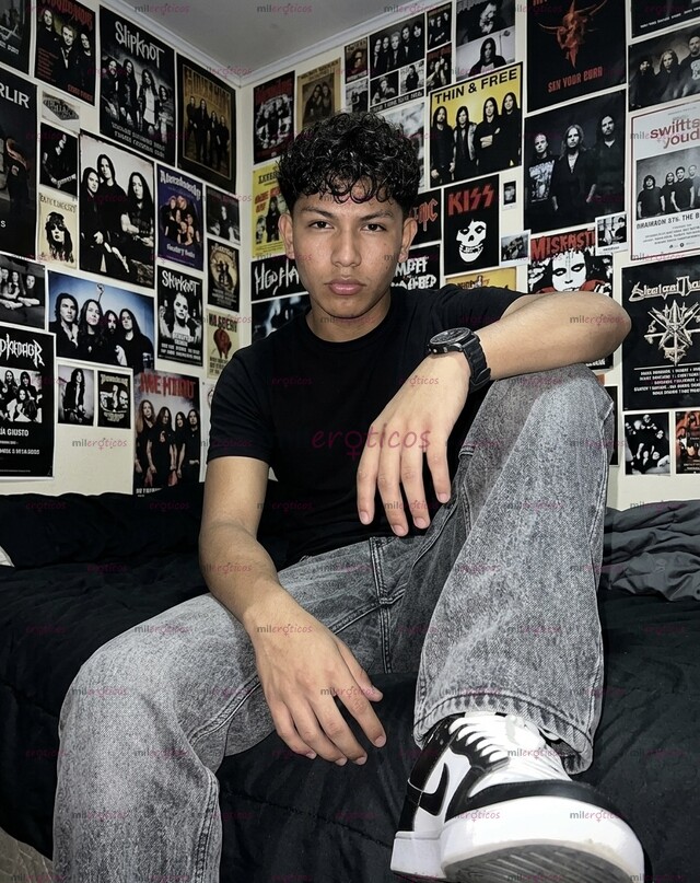 FOTOS DE CHICO DOTADO 23 CM MI INTENCIÓN ES DARTE PLASER ASTA ASERTE FELIZ