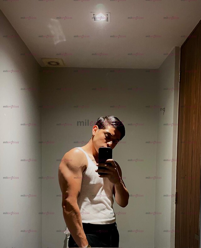 FOTOS DE HOLA SOY SANTIAGO ACTIVO VERGA DE 18 CM CON MUCHA LECHE Y CALIENTE