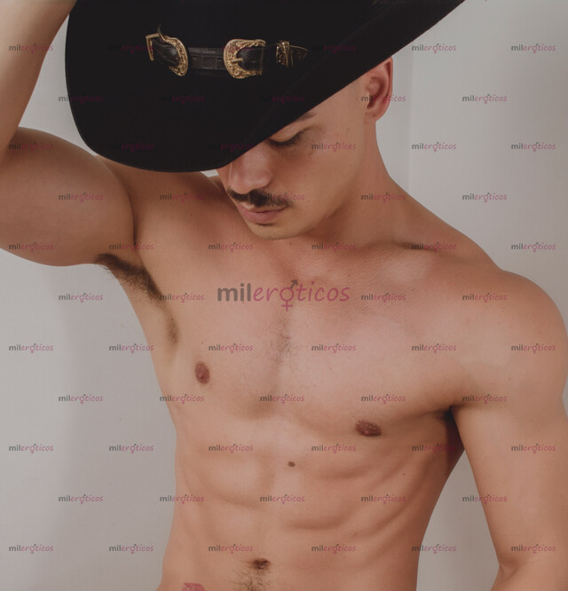 FOTOS DE RAMÓN TU TORO LECHERO ESPERANDO SER MONTADO POR UNA VERDADERA PUTA
