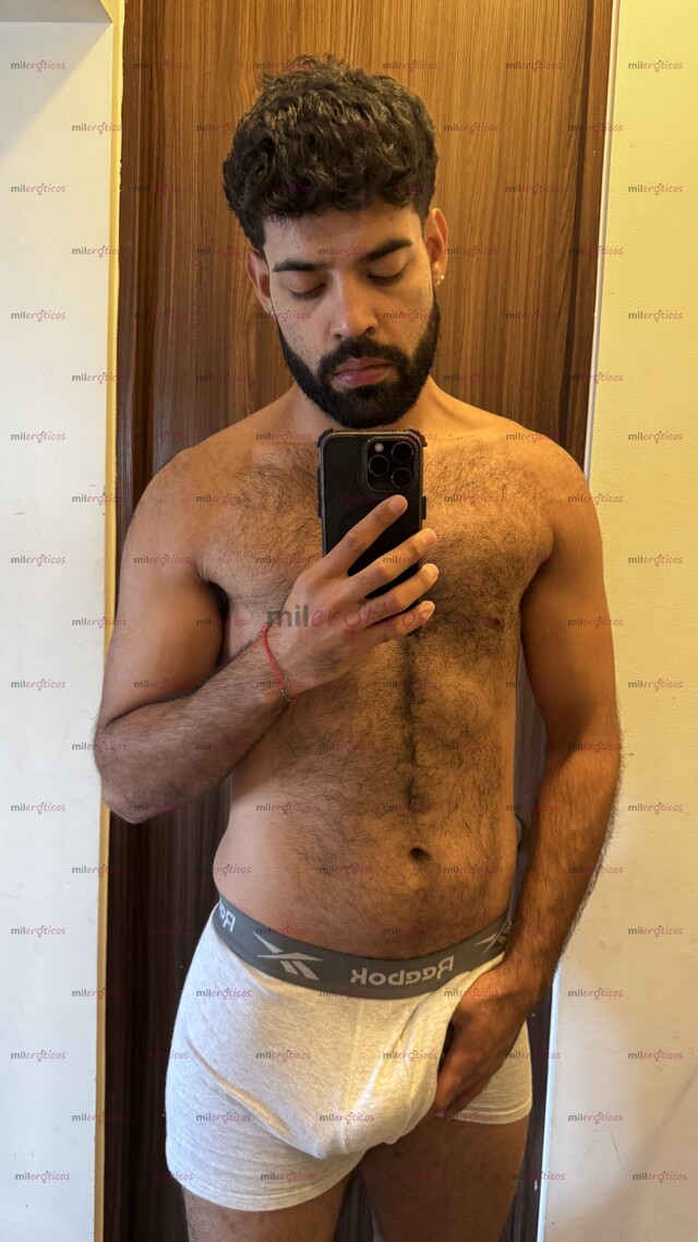 FOTOS DE JEFF. CUBANO , ALTO, DOTADO, ATRACTIVO, ENÉRGICO Y ALTAMENTE SEXUAL