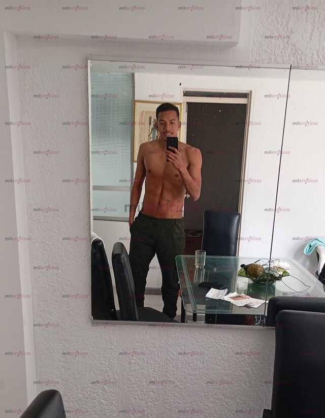 FOTOS DE NEGRO ATREVIDO Y VERGÓN 22 CM MUY CALIENTE