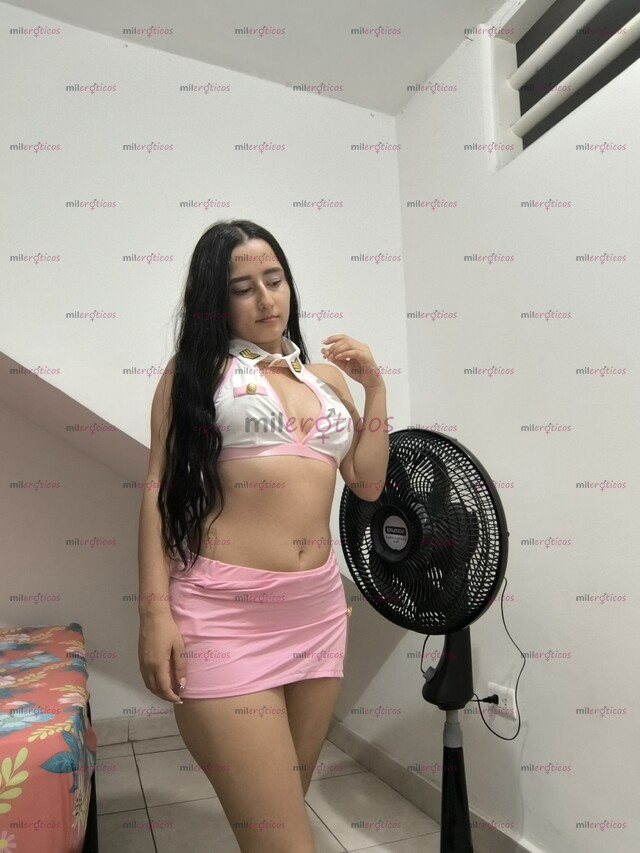 FOTOS DE LUNA LA MAS MAMASITA DE TULUA, FLACA DE SENOS PARADITOS Y CURVAS ANCHAS