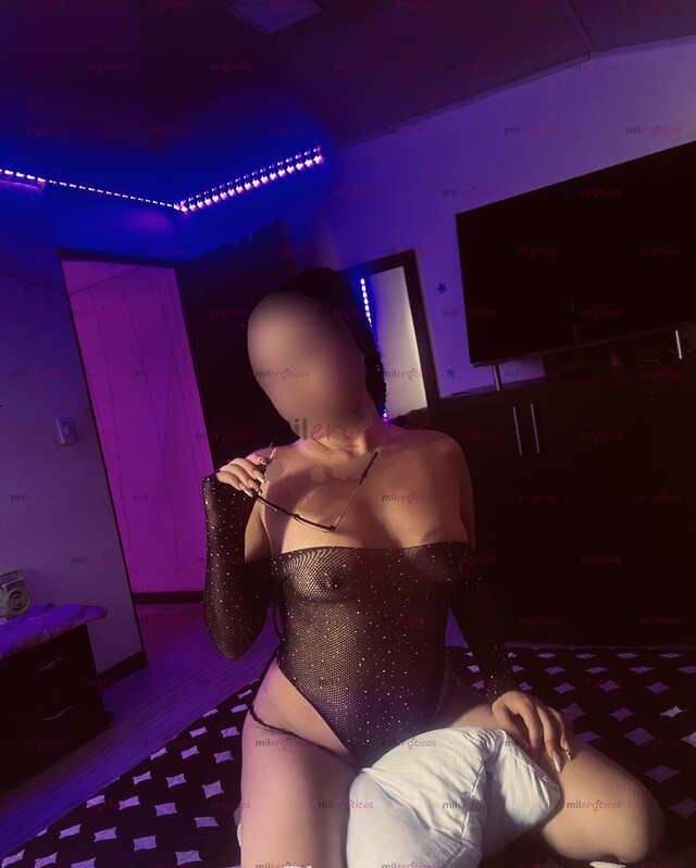 FOTOS DE CELESTE, LINDA CHICA DE 18 AÑOS, SENSUAL Y MUY ARRECHITA