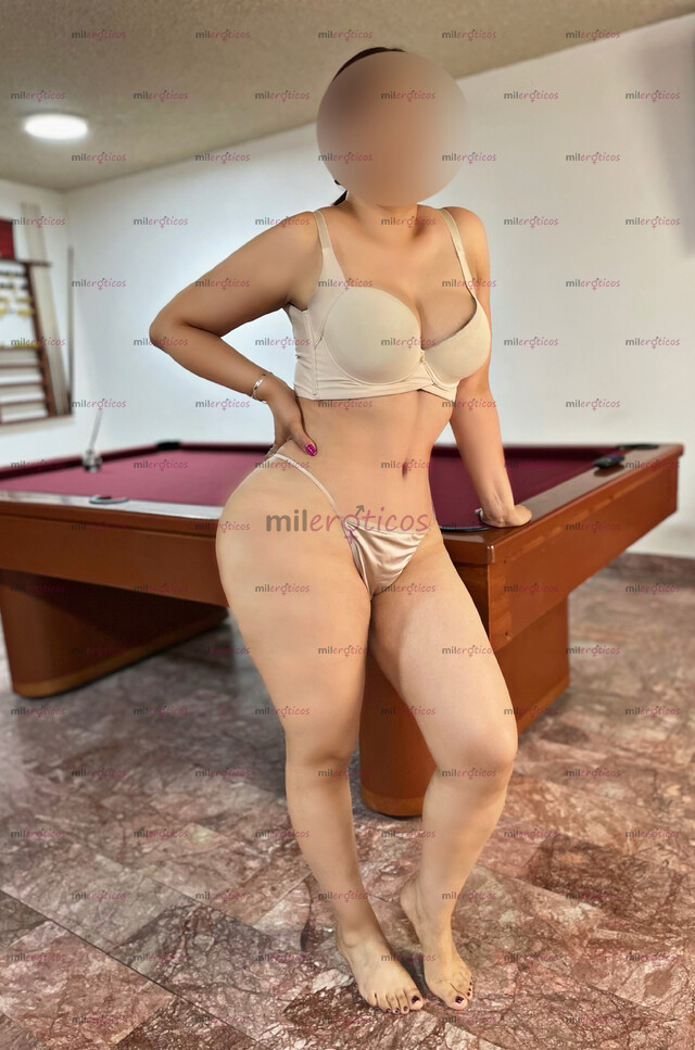 FOTOS DE NAZLY PELIROJA HERMOSA VOLUPTUOSA CADERONA ABDOMEN PLANO SIN ESTRÍAS DELICIOSA