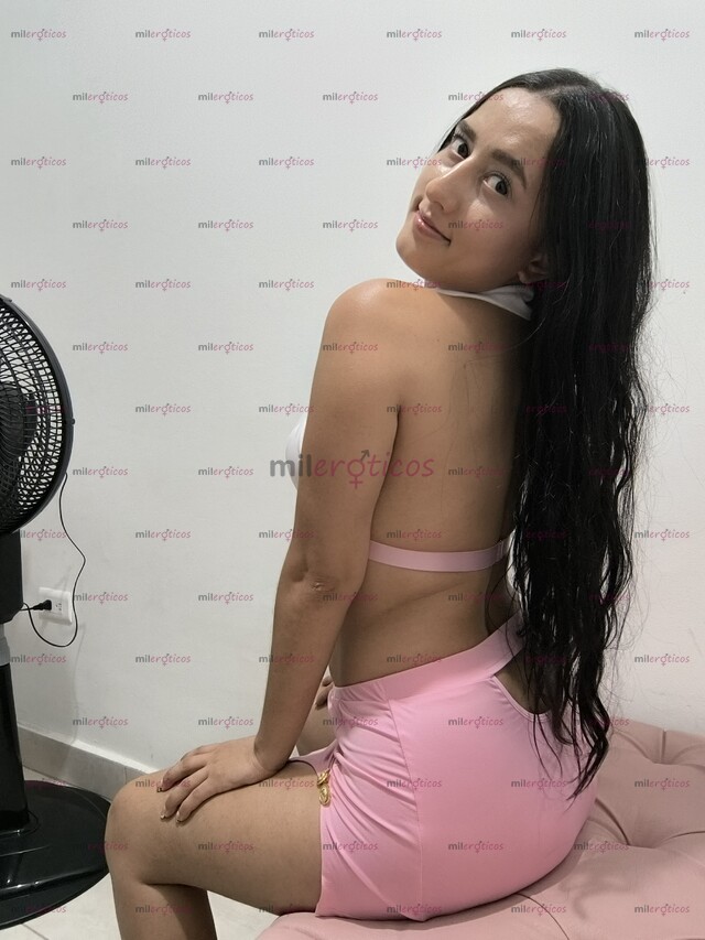 FOTOS DE LUNA LA MAS MAMASITA DE TULUA, FLACA DE SENOS PARADITOS Y CURVAS ANCHAS