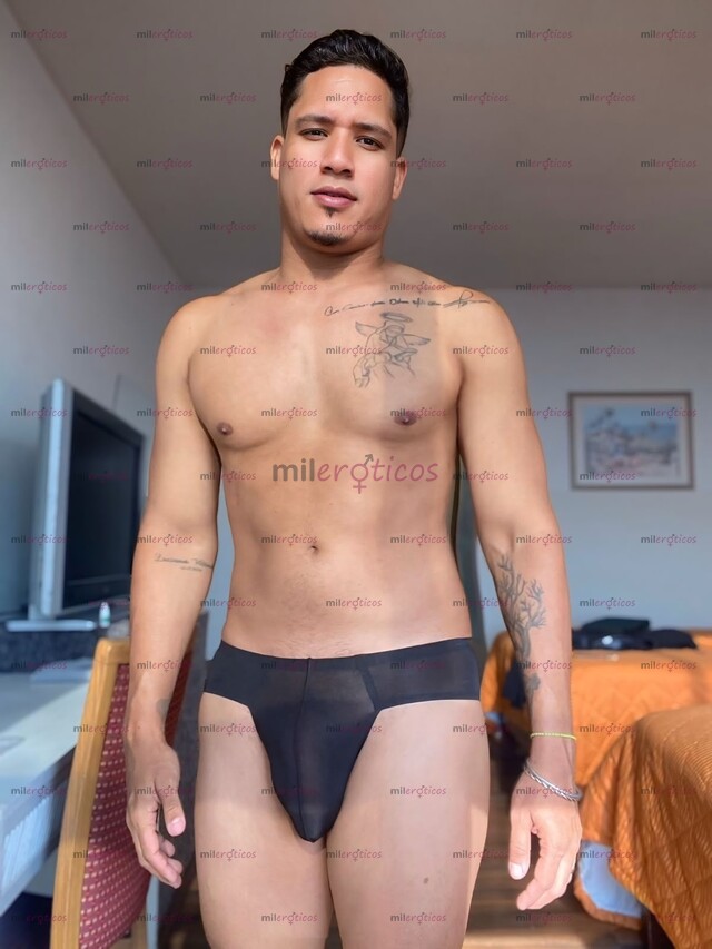 FOTOS DE MACHO ACTIVO COLOMBIANO DE VISITA CON MUCHAS GANAS. DE PARTIR CULO