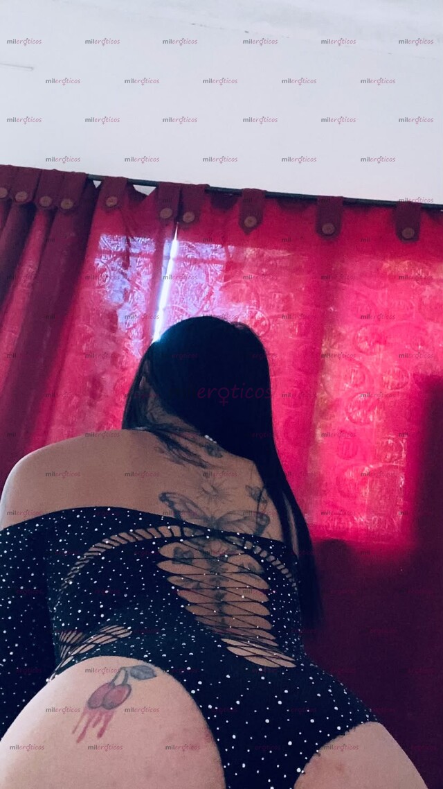 FOTOS DE UNA MORENA MUY LINDA DISPUESTA A COMPLACERTE