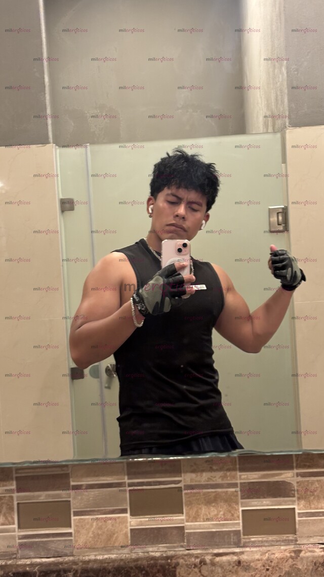 FOTOS DE CHACAL ACTIVO DOMINANTE LISTO PARA LLENARTE EL CULO