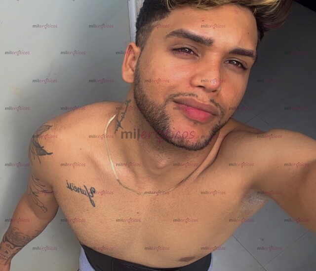 FOTOS DE CHICO CUBANO EN MÉRIDA , LISTO PARA CUMPLIR TODO TIPO DE FANTASÍAS