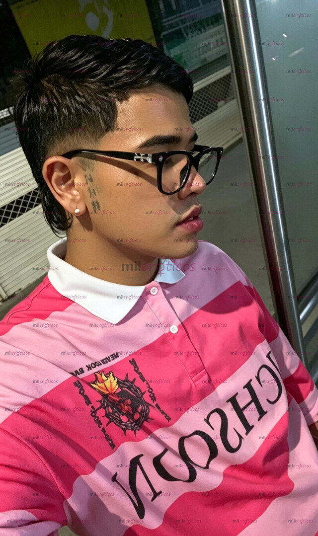 FOTOS DE HOMBRE ALTO MORENO Y VERGON MUY CALIENTE Y LECHERO