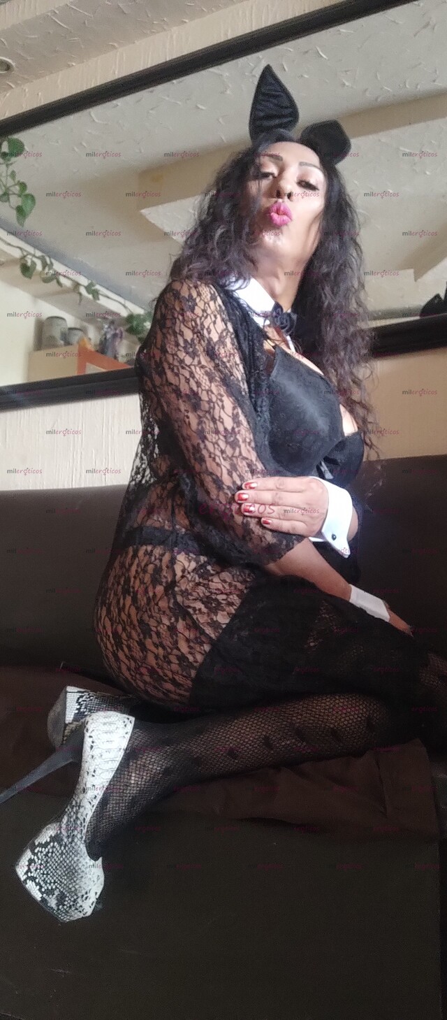 FOTOS DE NECESITAS UN BUEN ORAL? DESDE CUANDO NO TE DAN UN BUEN ORAL PROFUNDO, RICO?