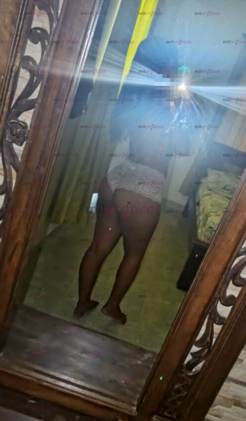 FOTOS DE HOLA MIS AMORES LLEGO SU MORENA BELLA A DARLE PLACER Y A CONCERTILOS MUCHO