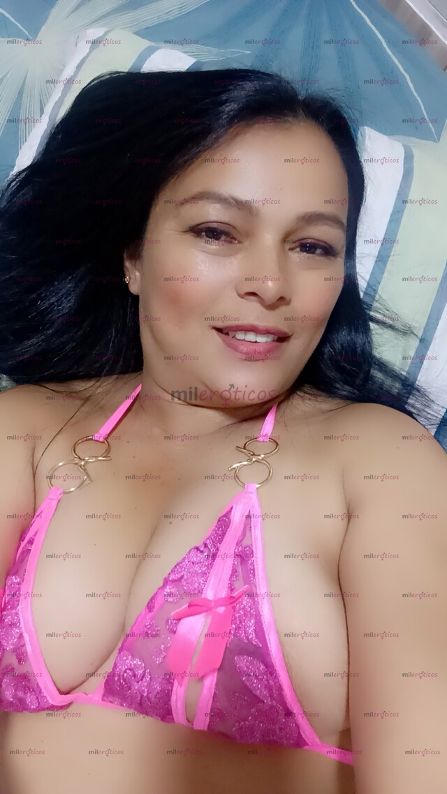 FOTOS DE HOLA SOY UNA MORENA MUY CARIÑOSA DESCOMPLICADA VEN Y PASA UN RATO AGRADABLE