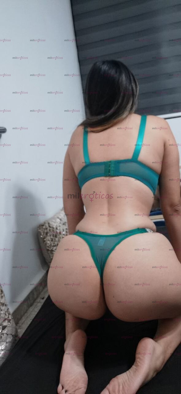 FOTOS DE UNIVERSITARIA ROSTRO BONITO PIEL BLANCA COMO TU LECHE