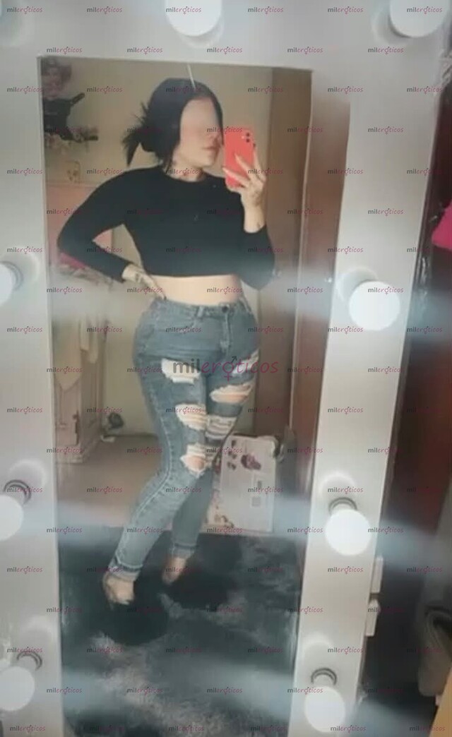 FOTOS DE 20 AÑOS, NUEVA EN EL AMBIENTE... LISTA PARA QUE ME COMAS COMPLETITA