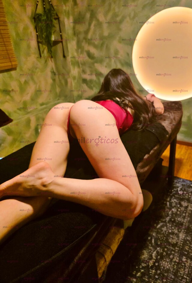 FOTOS DE JOVEN BRUNETE ESPECIALISTA EN NURU Y PROSTÁTICO