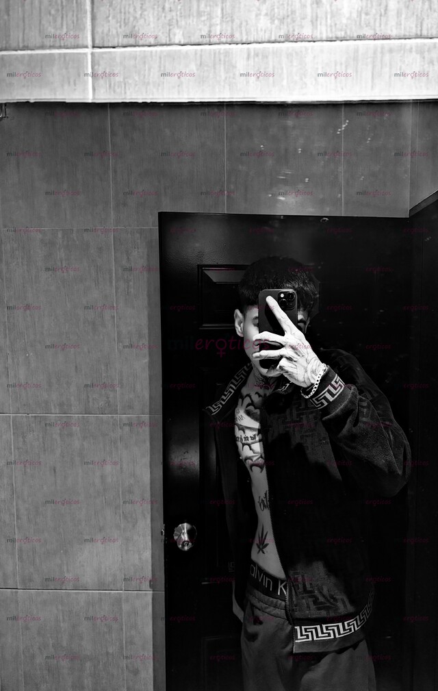 FOTOS DE PASÉMOSLA RICO, FLAKITO TATUADO HOT DISPONIBLE PARA TI