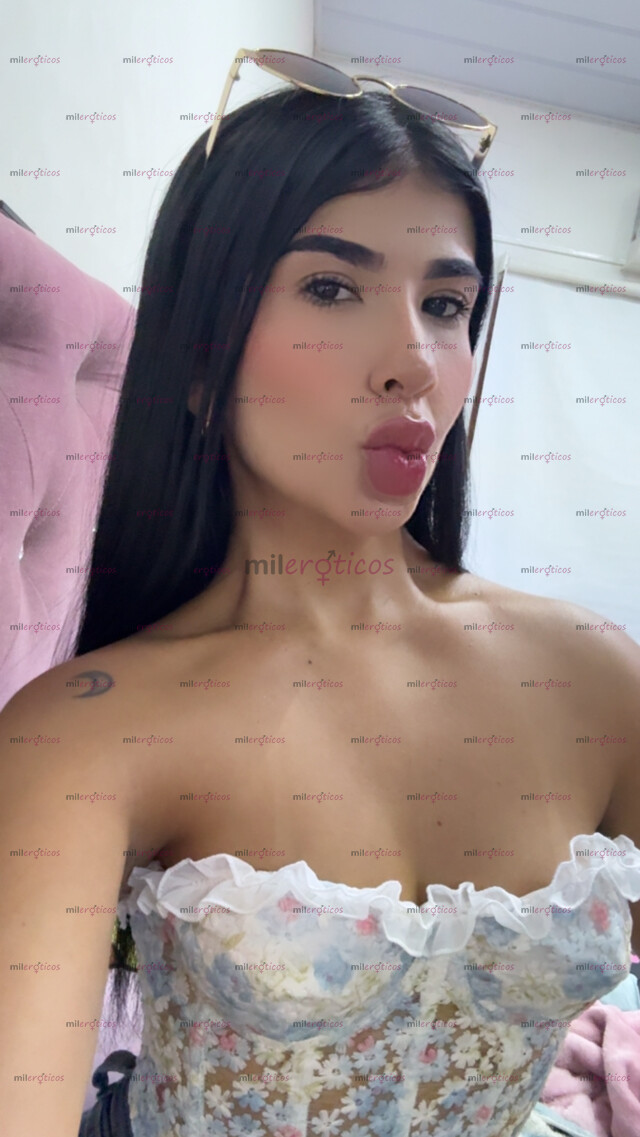FOTOS DE ESTRECHITA JOVENCITA LATINA DE 20 AÑOS COMPLACIENTE