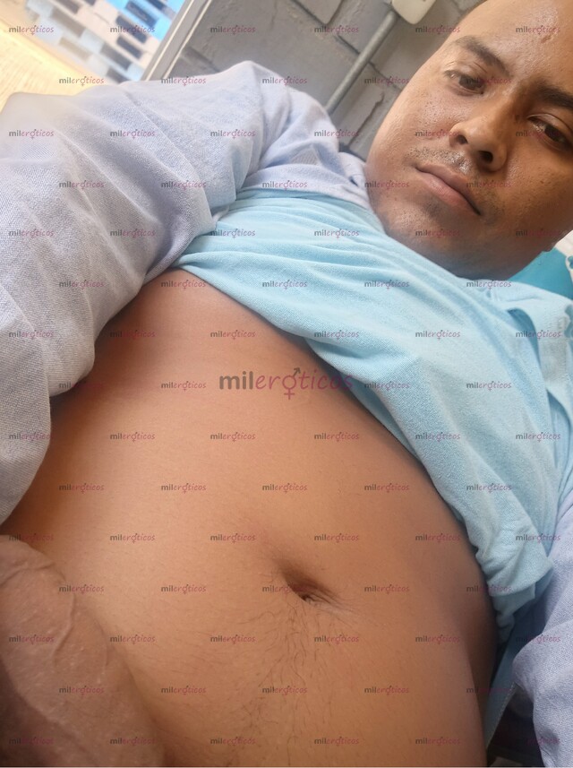 FOTOS DE JOVEN DISPONIBLE PARA BRINDARTE UN BUEN SERVICIO SOLO PARA MUJERES