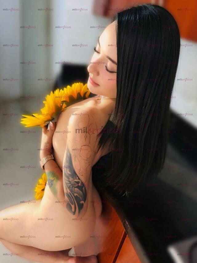 FOTOS DE EXQUISITA FANTASIA EROTICA KAROL 19 AÑITOS DEBUNTANTE EN TU SECTOR