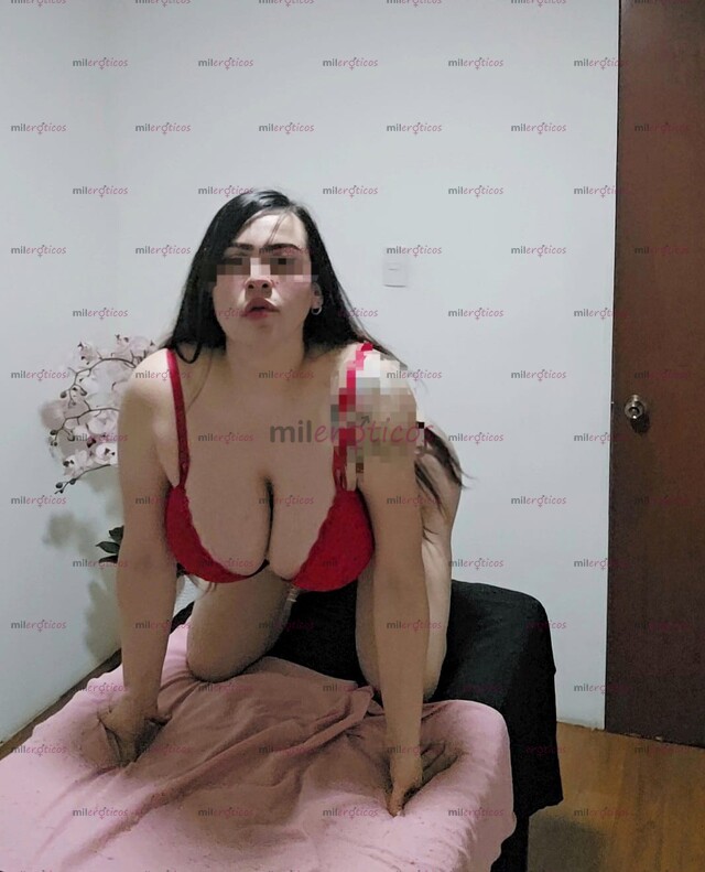 FOTOS DE LUNA GUAPÍSIMA CHICHONA 44DD, RUSAS EXTREMAS JUGUETEA CON MIS TETAS Y CHUPAMELAS