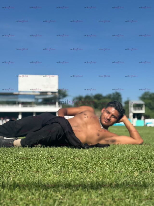 FOTOS DE JOVEN,DISCRETO CON GANAS DE CUMPLIR TUS FETICHES