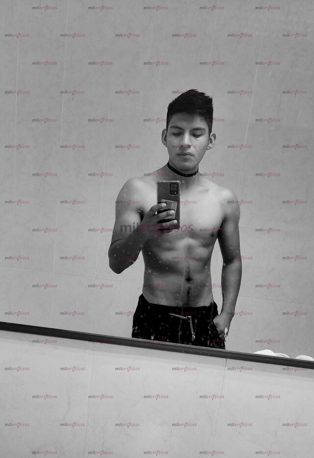 FOTOS DE JOVEN,DISCRETO CON GANAS DE CUMPLIR TUS FETICHES