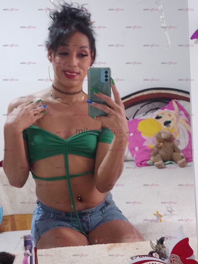 FOTOS DE HOLA AMOR ME LLAMO STEPHANIE SOY UNA CHICA DELGADA MORENA DELGADA AQUÍ ESTOY AMO