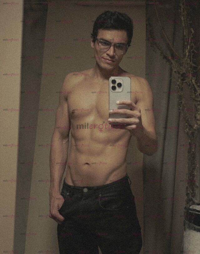 FOTOS DE DOTADO , AGUANTADOR, COMPLACIENTE Y MUY CALIENTE