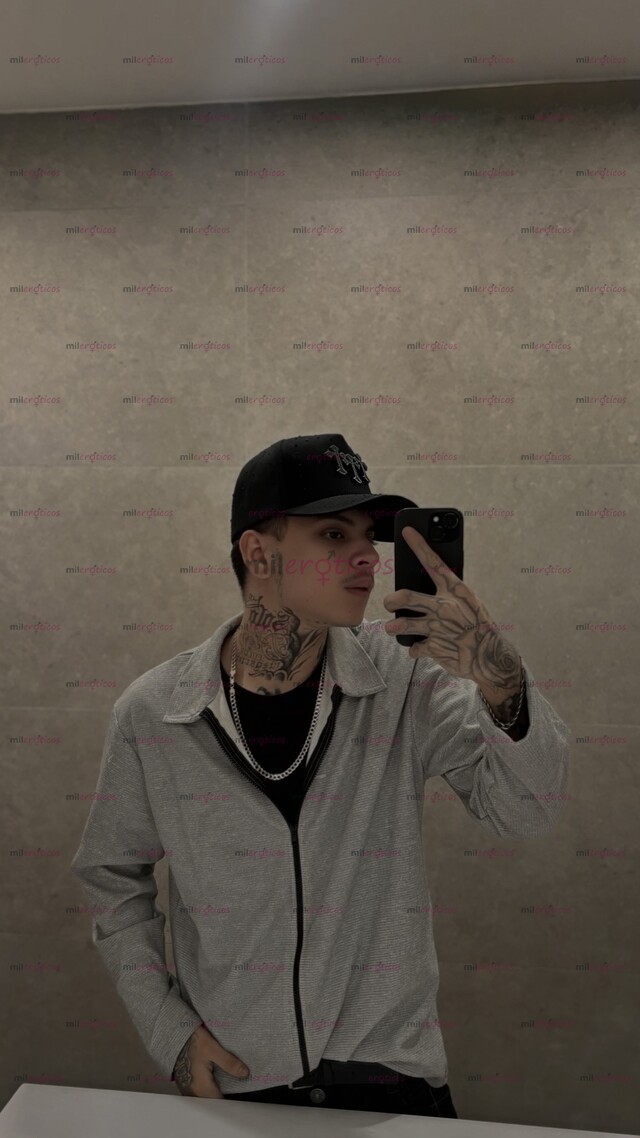 FOTOS DE PASÉMOSLA RICO, FLAKITO TATUADO HOT DISPONIBLE PARA TI
