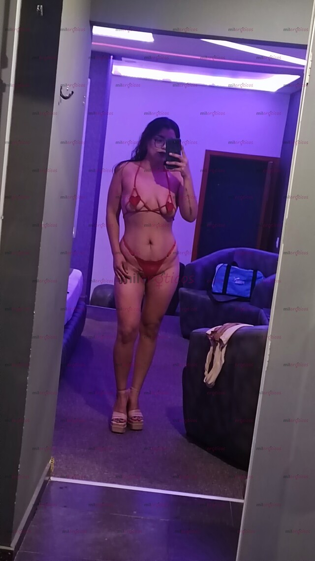 FOTOS DE ALISSON INDEPENDIENTE YA VOLVIÓ TU DEBILIDAD REAL. YOUR REAL WEAKNESS.