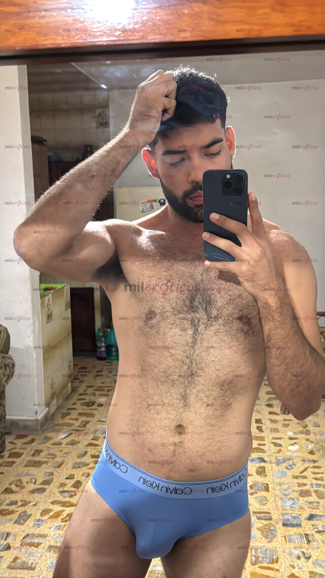 FOTOS DE JEFF. CUBANO , ALTO, DOTADO, ATRACTIVO, ENÉRGICO Y ALTAMENTE SEXUAL