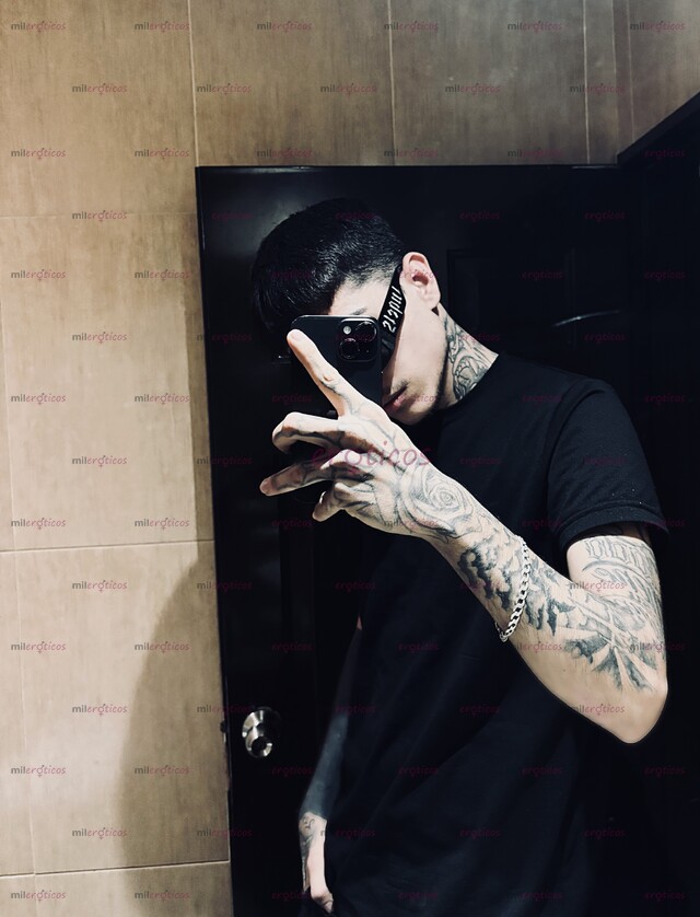 FOTOS DE PASÉMOSLA RICO, FLAKITO TATUADO HOT DISPONIBLE PARA TI