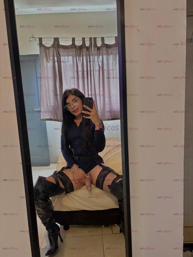 FOTOS DE DE VISITAN POCOS DÍAS !!! NENA TRANS CON CARAMELO 19 CM
