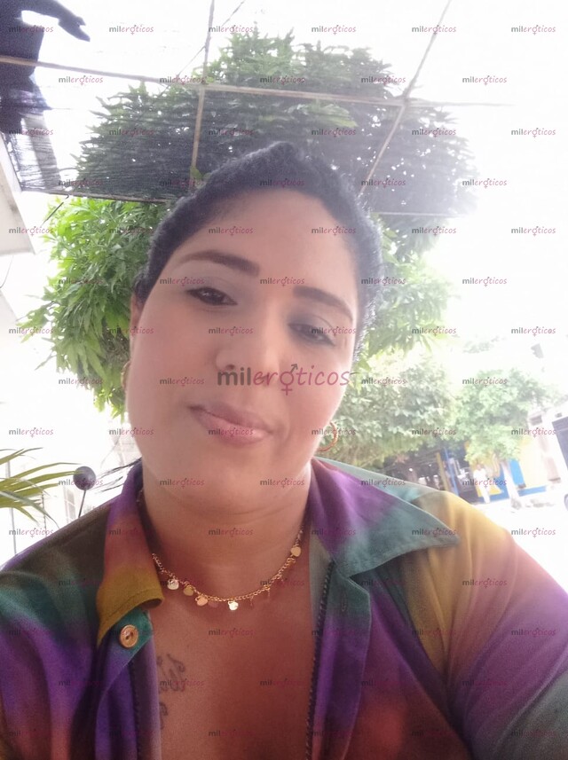 FOTOS DE MODELO VIP COSTEÑA COMPLACIENTE Y DIVERTIDA EN LA CAMA