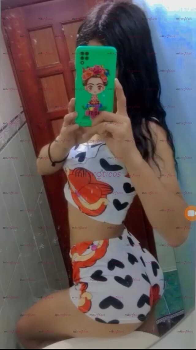FOTOS DE LADY BOY, DELGADA Y APRETADA CON MUCHO AMOR PARA DAR!