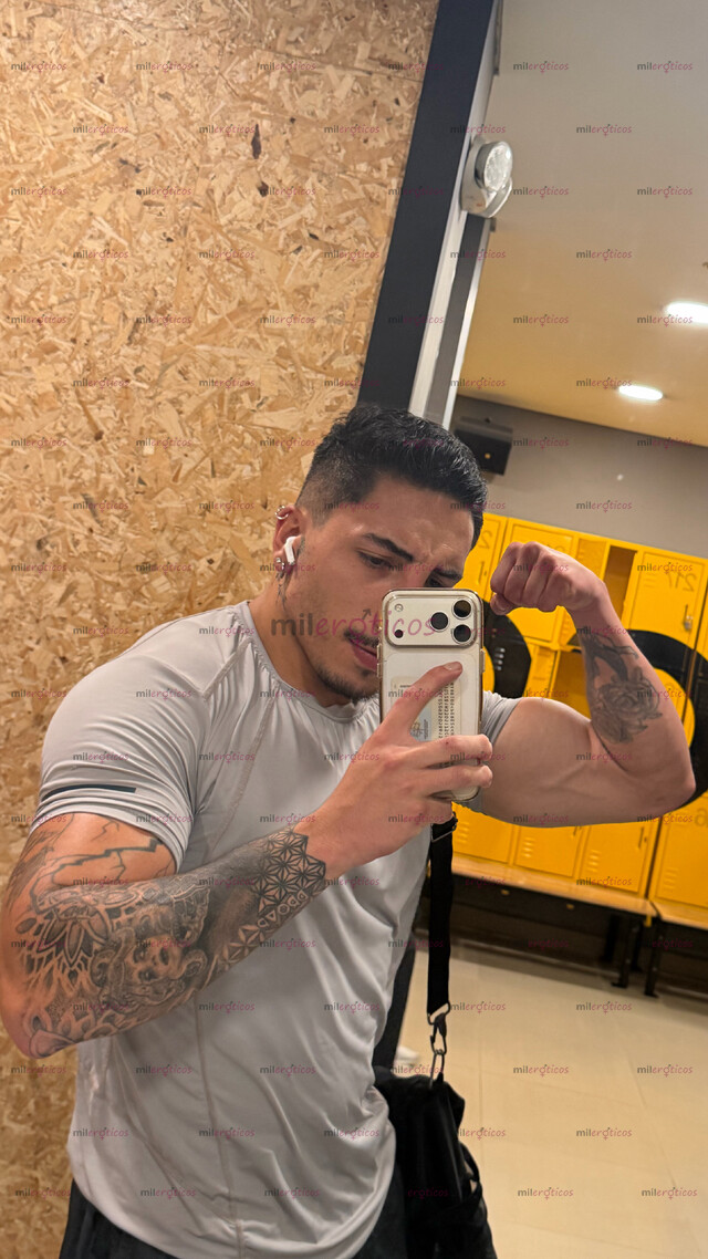 FOTOS DE COLOMBIANO TATUADO ATLÉTICO DE VISITA, ÚLTIMOS DÍAS EN TU CIUDAD