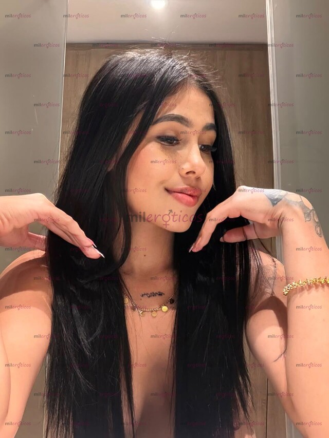 FOTOS DE LAURA SOFIA FLACA DE 18 AÑOS LUJURIOSA CON GANAS DE SEXO