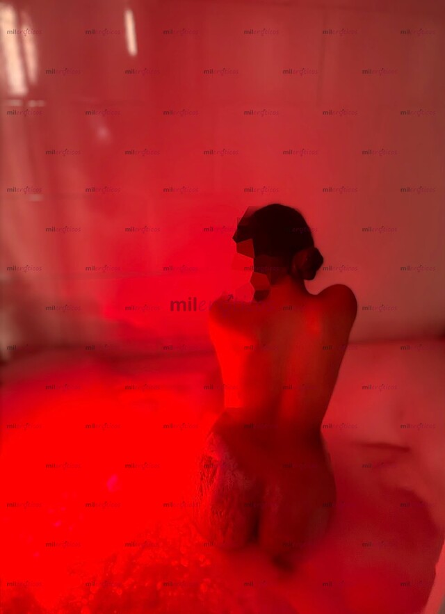 FOTOS DE DAYANA SENOS GRANDES Y DESEABLES VEN Y PASA UN RICO RATO CON MIGO
