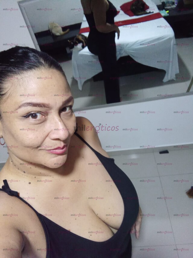 FOTOS DE SARAH, CALEÑA SEXY Y DISCRETA EN TÚ CIUDAD , 50 AÑOS!