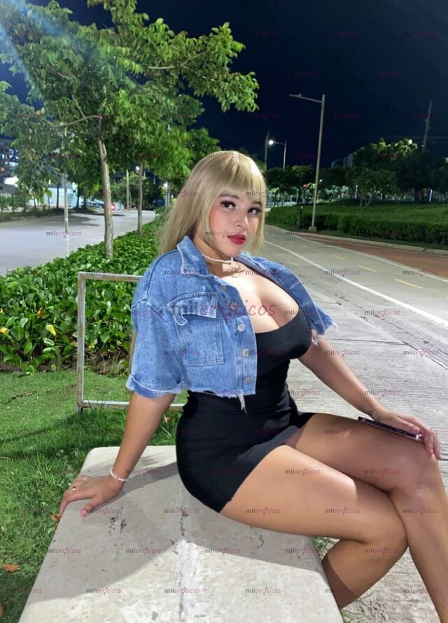 FOTOS DE HERMOSA JOVEN UNIVERSITARIA Y DISPUESTA A CUMPLIR TODOS TUS PLACERES