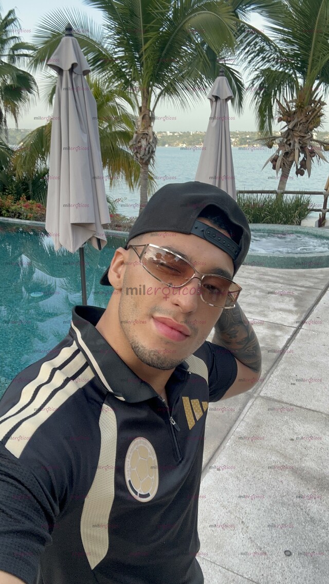 FOTOS DE COLOMBIANO POR POCOS DÍAS,SEXY Y VERGON