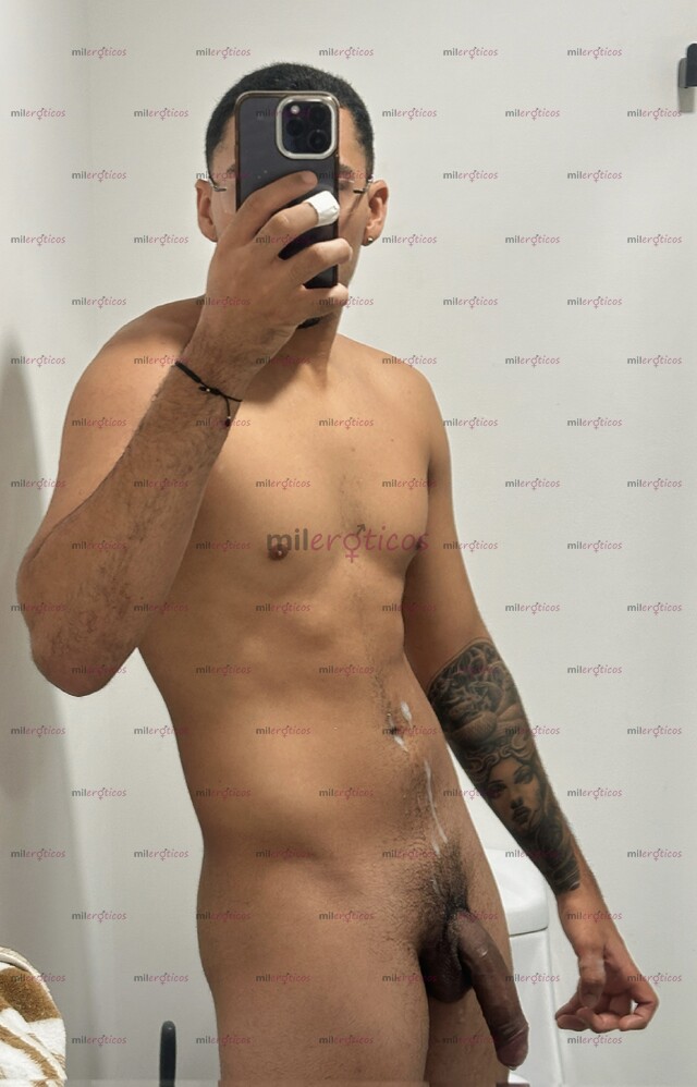 FOTOS DE COLOMBIANO POR POCOS DÍAS,SEXY Y VERGON