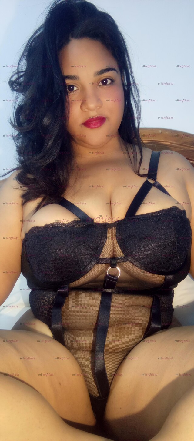 FOTOS DE ATIENDO RÁPIDO! MIRA CÓMO ME DEDEO MIENTRAS GIMO RICO POR TU VERGA, SOY TETONA C